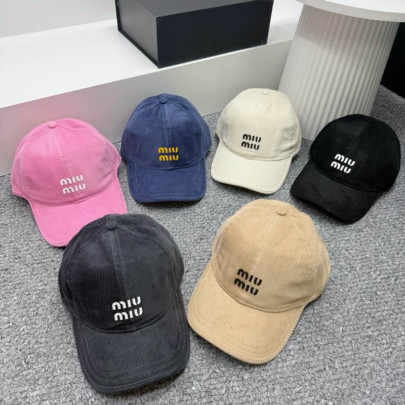 Miumiu cap dx136